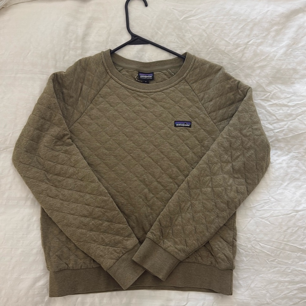 Patagonia sweatshirt. Size M.